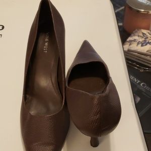 Classic Nine West Pump